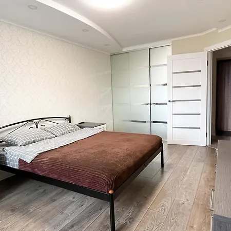 0147 New Flat Near Airport Zhulyany Sofievskaya Borshchagovka Apartment Kyiv Exterior photo